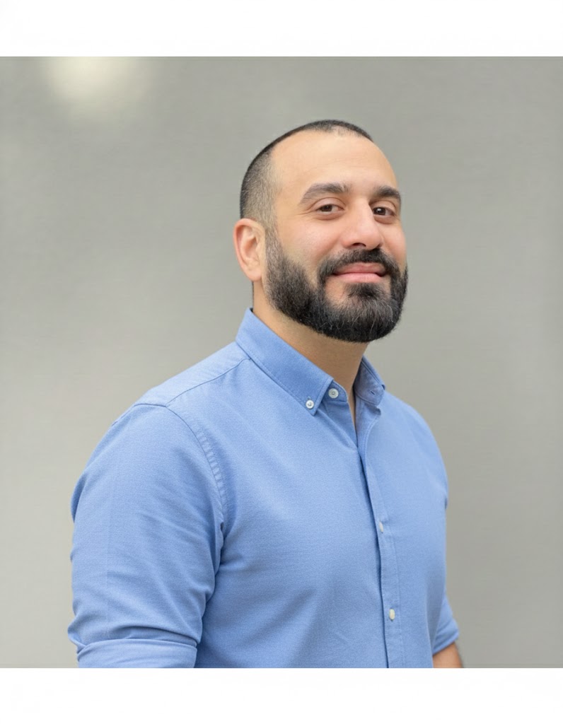 Portrait of Keya Moradi